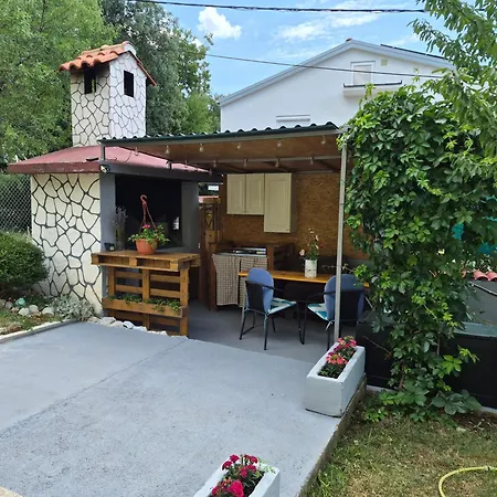 Luna 4 Person * Bribir (Primorje-Gorski Kotar)