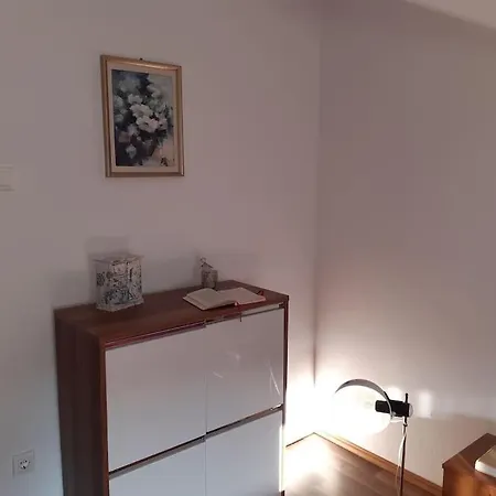 Luna 4 Person Bribir (Primorje-Gorski Kotar)