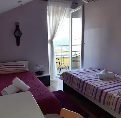 Luna 4 Person Διαμέρισμα