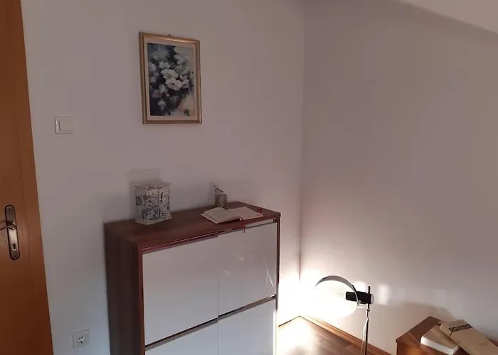 Luna 4 Person Bribir (Primorje-Gorski Kotar)